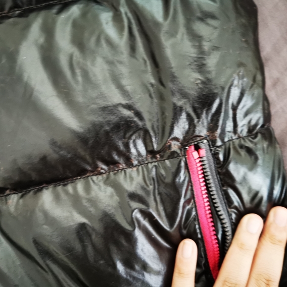 down vest - Picture 9 of 9